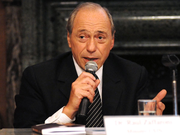 renuncio-zaffaroni