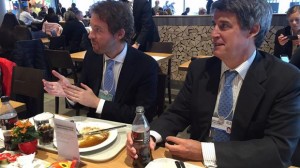 prat gay almuerzo
