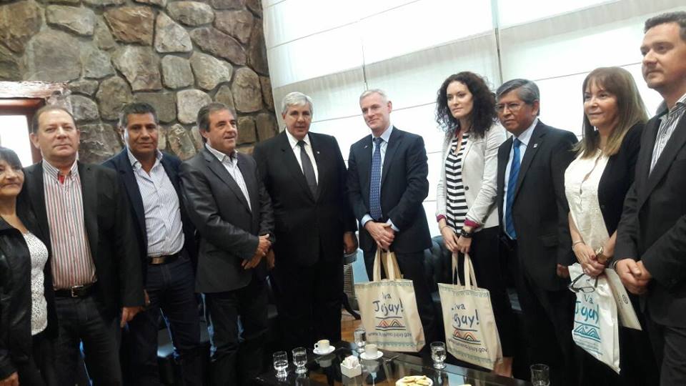 haquim con consul EEUU