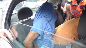 ARRESTADOS EN BARRIO SAN PEDRITO