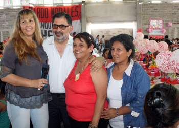 Homenaje a las madres en su día