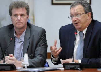 Los directores de la oposición en la AFSCA consideraron "inaceptable" la división forzosa del grupo Clarín