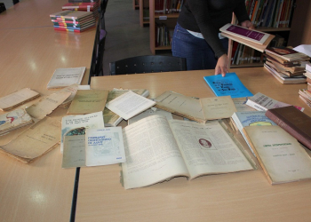 Donación de libros del periodista Rodolfo Ceballos a la biblioteca del Faro del Saber  “Félix Infante”