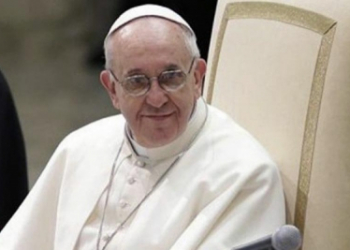 Papa llama enviados en oriente mediopara discutiramenaza de EIIL