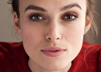 Keira Knightley hace topless contra el uso de Photoshop