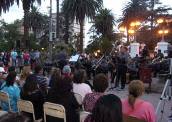 RETRETA DE LA BANDA DE MUSICA POLICIAL "TACITA DE PLATA"
