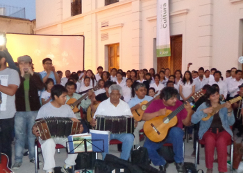 Emotivo homenaje a Ricardo Vilca en su natalicio