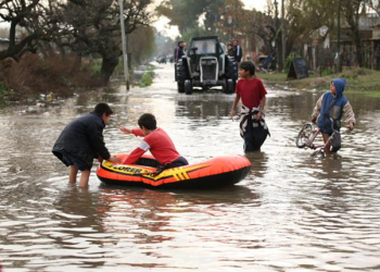 Inundaciones en Alto Comedero, la postal de la Venecia tercermundista jujeña