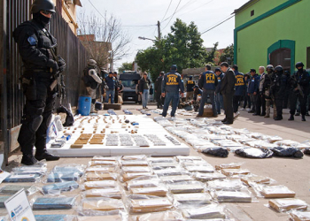 Argentina, nueva plataforma para el envío de droga de los carteles narco