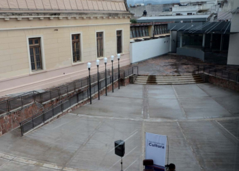 1º Encuentro Nacional de Docentes de música en la Plaza "Ricardo Vilca"