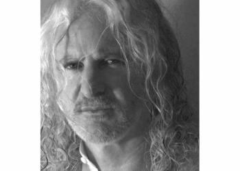 Gustavo Patiño se presenta en el ciclo “Músico hacedor”