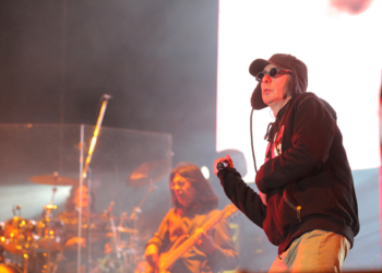 Multitudinario recital del Indio Solari en Mendoza