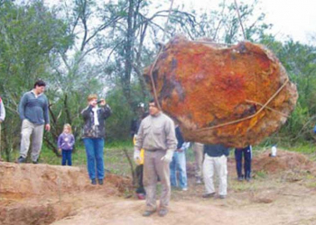 Encuentran en Santiago el cráter que dejó un gran meteorito