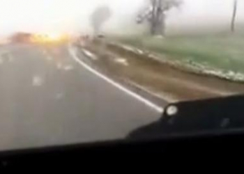 video: ¿Justicia divina? Robaron una iglesia y, durante la fuga, les cae un rayo