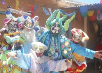 Desentierro del Carnaval en Rodero con la Juventud Alegre