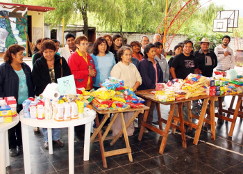 Entrega de mercadería a comedores infantiles de la Delegación Municipal de Villa Jardín de Reyes