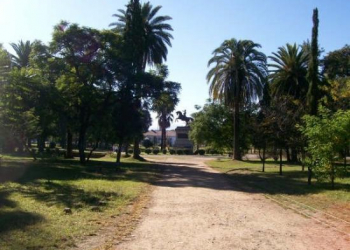 Sospechoso demorado en Parque San Martín
