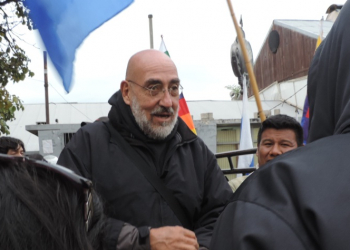 Santillán:  "nos vamos a quedar, vamos a resistir"