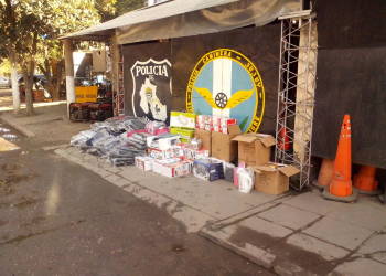 SECUESTRAN ROPA Y ARTÍCULOS DE BAZAR