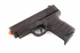 INTENTÓ ROBAR CON UN ARMA DE JUGUETE