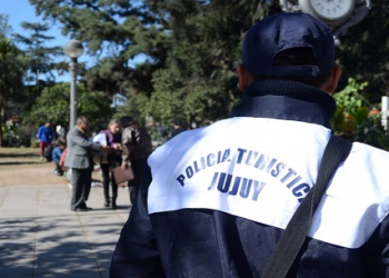 SE UBICÓ A TURISTA FRANCESA EXTRAVIADA