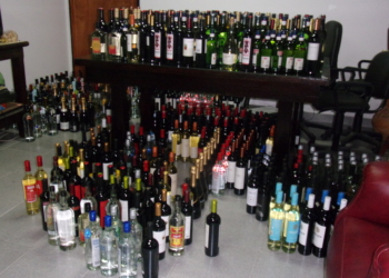 ACTA DE INFRACCIÒN Y SECUESTRO DE MAS DE 800 BOTELLAS