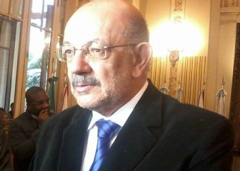 “Los que votaron a Massa son peronistas y Scioli es peronista, Macri es la antípoda del peronismo”