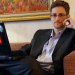 Edward Snowden cree que extraterrestres tratarían de contactase