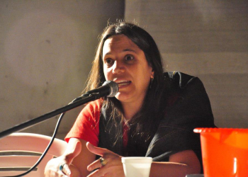 Candidata a diputada de Unidad Popular abordó temáticas propias de género