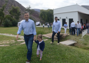 Con promesas por 50 mil millones, Macri busca sumar votos en el Norte