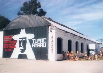 Importante allanamiento en los galpones de la Tupac Amaru