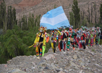 Tilcara vivió a lo grande y multitudinariamente el desentierro del carnaval