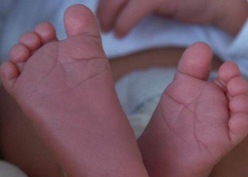 Falleció el bebe luego de la golpiza que le habrían dado sus padres