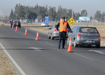 DEMORADO Y SECUESTRO DE CAMIONETA EN CONTROL VEHICULAR