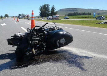 Motociclista derrapó y murió en la ruta 21