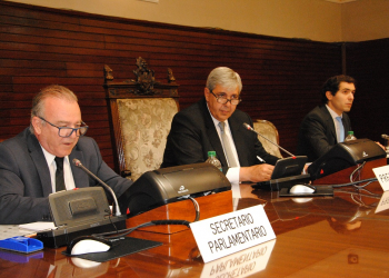 Quedó aprobada la renuncia del Defensor del Pueblo