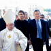 Macri regresa tras el encuentro con el Papa