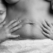 La belleza natural del cuerpo de una madre después del embarzo
