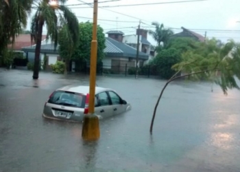 400 evacuados tras las intensas lluvias en Santa Fe