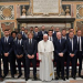 Higuaín y Dybala visitaron al Papa Francisco