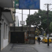 Carteles Bandera: Entre la contaminación visual y el peligro de caídas