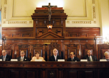 La Corte Suprema debatirá sobre la obligatoriedad de la religión en las escuelas públicas salteñas