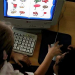 Enredados: ¿quién cuida la seguridad de los menores en la web?
