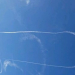 Un piloto causó el sonrojo de la Armada de EEUU al pintar un pene en el cielo