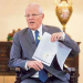 Acorralado, Kuczynski necesita un milagro para pasar Navidad en el poder