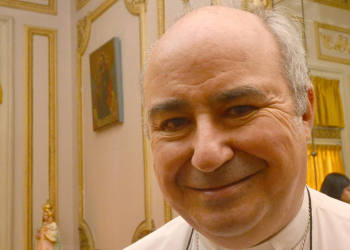 "Debemos privilegiar el dialogo", fue el mensaje del Obispo Fernandez