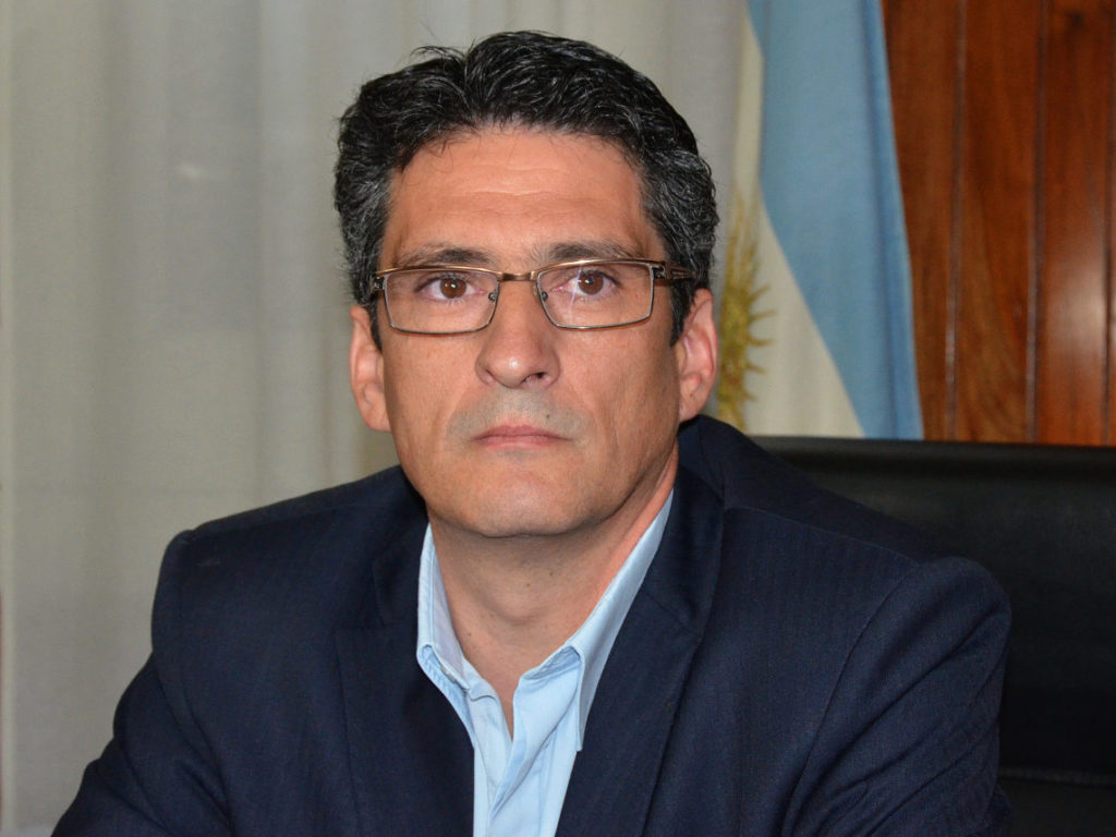 Para evitar publicidad engañosa con imágenes de la provincia
