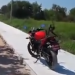 Amor me demore porque habia un mono intentando robar mi moto