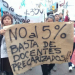 Movilizan los estatales hacia Casa de Gobierno