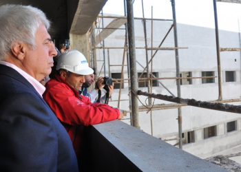 De la Sota se lanzó como un "presidente de transición" de un sólo mandato